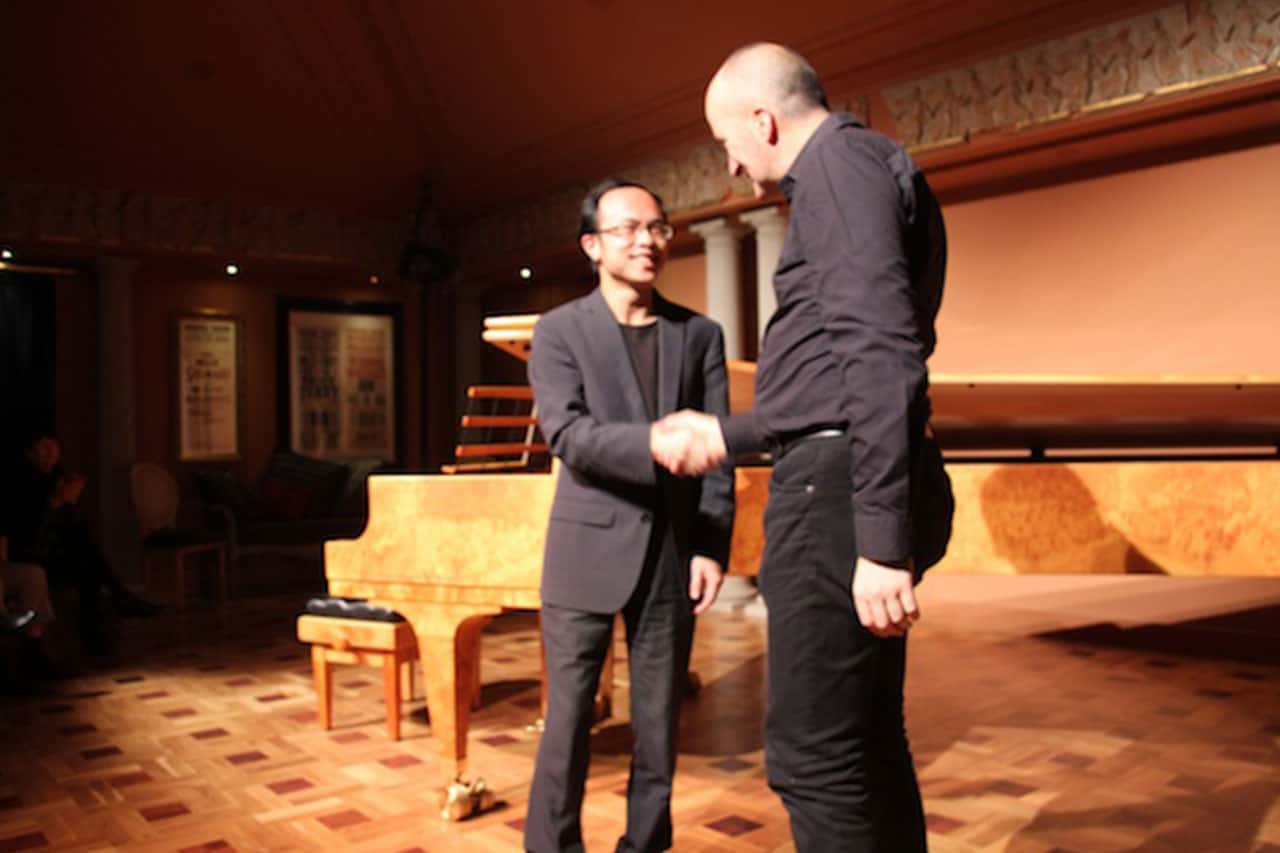Alan thanking Nicholas - Introspection